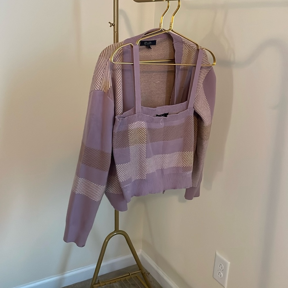 Purple cardigans and spaghetti tee size XL
